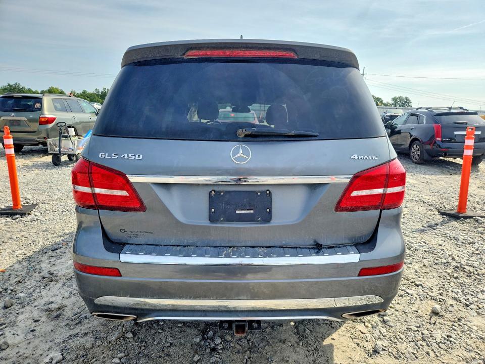 64537666 :رقم المزاد ، 4JGDF6EE1HA970738 vin ، 2017 Mercedes-benz Gls مزاد بيع
