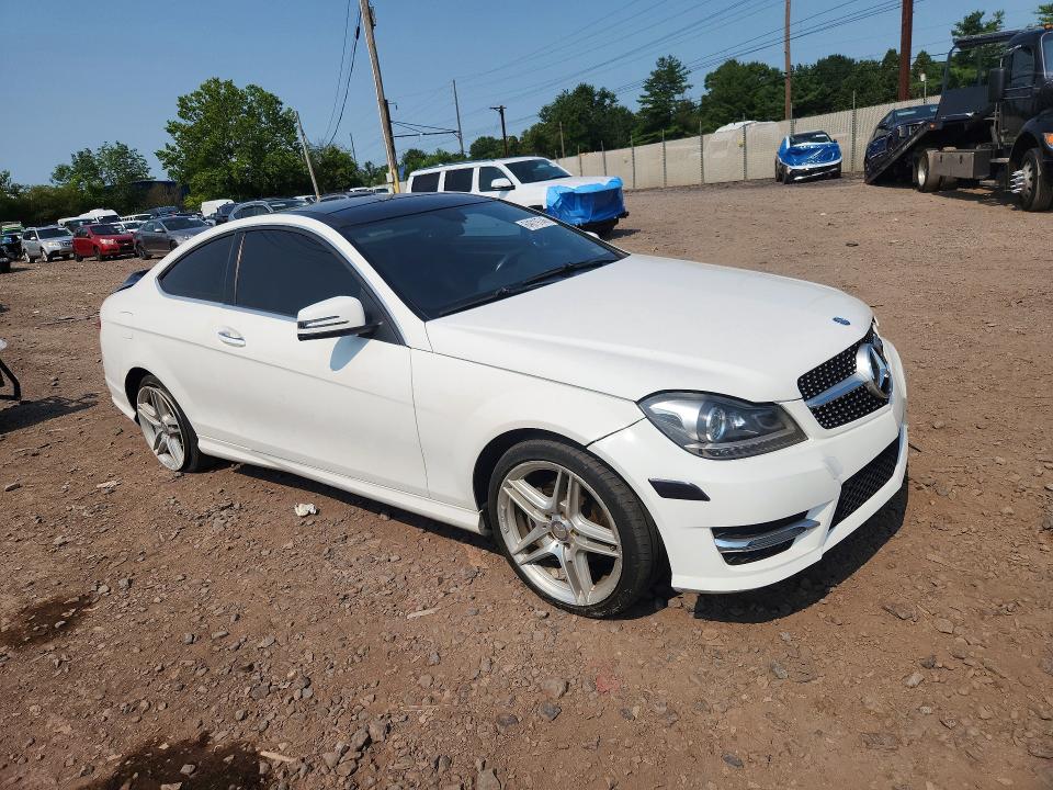 64019746 :رقم المزاد ، WDDGJ4HB2DF960874 vin ، 2013 Mercedes-benz C مزاد بيع