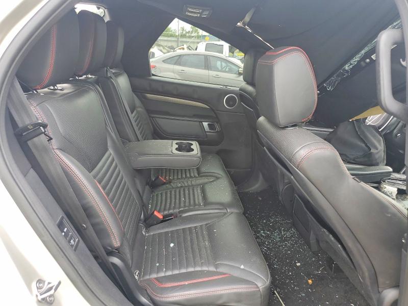 Продаж на аукціоні авто 2017 Land Rover Discovery, vin: SALRRBBV6HA019071, номер лоту: 64250396