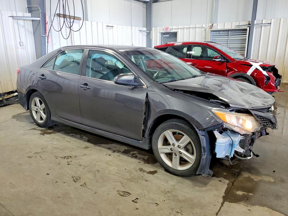 2014 Toyota Camry მანქანა იყიდება აუქციონზე, vin: 4T1BF1FK9EU852607, აუქციონის ნომერი: 63927876