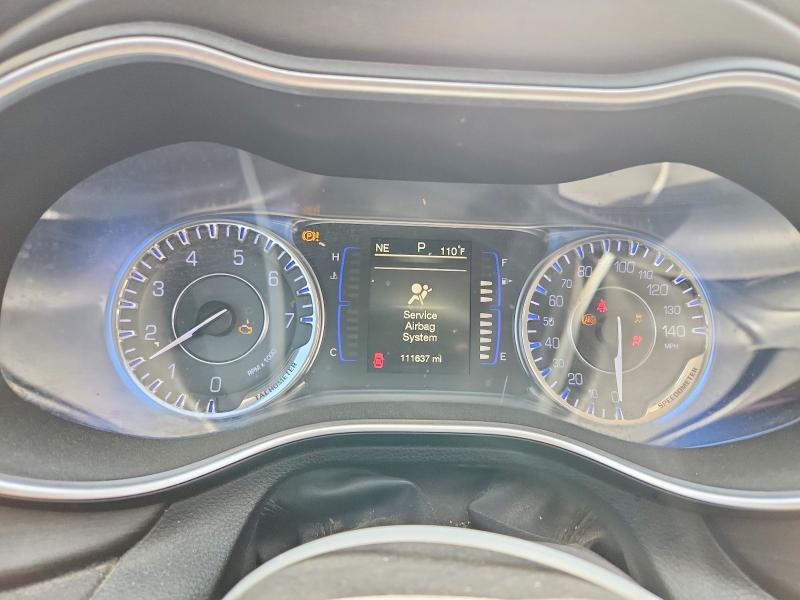Продаж на аукціоні авто 2016 Chrysler 200, vin: 1C3CCCFB6GN186322, номер лоту: 63777536