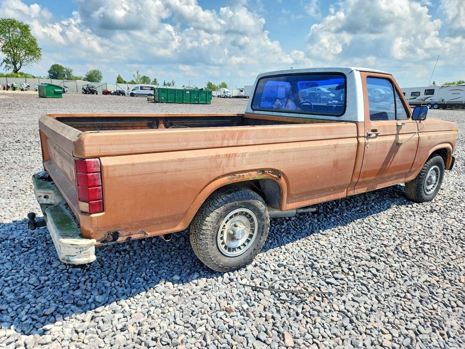 66076476 :رقم المزاد ، 1FTDF15F4CLA44539 vin ، 1982 Ford F150 مزاد بيع