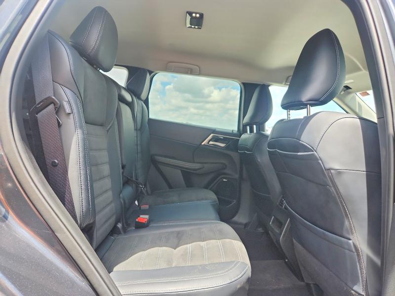 Продажа на аукционе авто 2025 Mitsubishi Outlander, vin: JA4J4VA83SZ033884, номер лота: 64488576