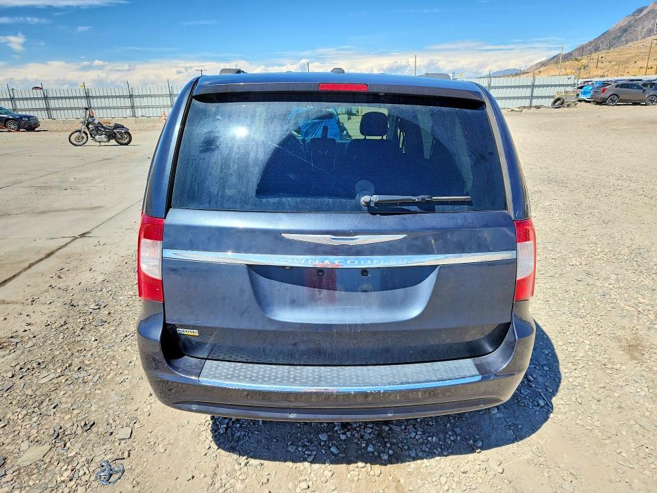 2014 Chrysler Town And Country მანქანა იყიდება აუქციონზე, vin: 2C4RC1CGXER180078, აუქციონის ნომერი: 65508456