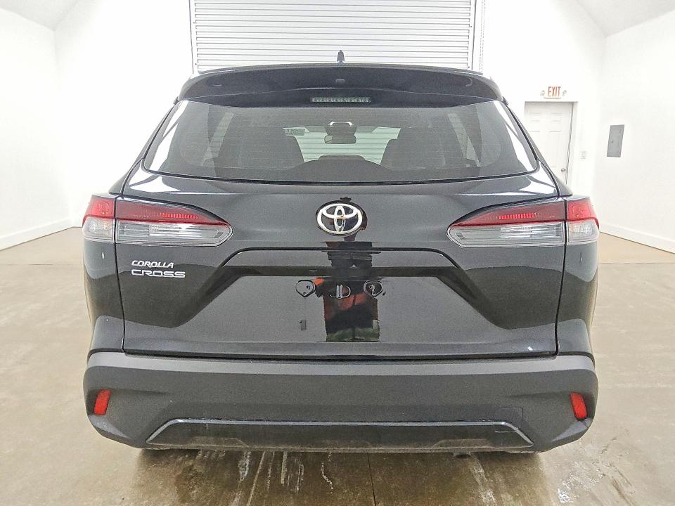 66447046 :رقم المزاد ، 7MUAAAAGXTV170506 vin ، 2026 Toyota Corolla Cross مزاد بيع