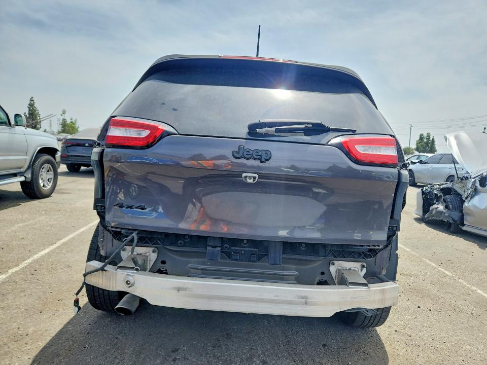 Продажа на аукционе авто 2018 Jeep Cherokee, vin: 1C4PJMCB0JD587195, номер лота: 64938096