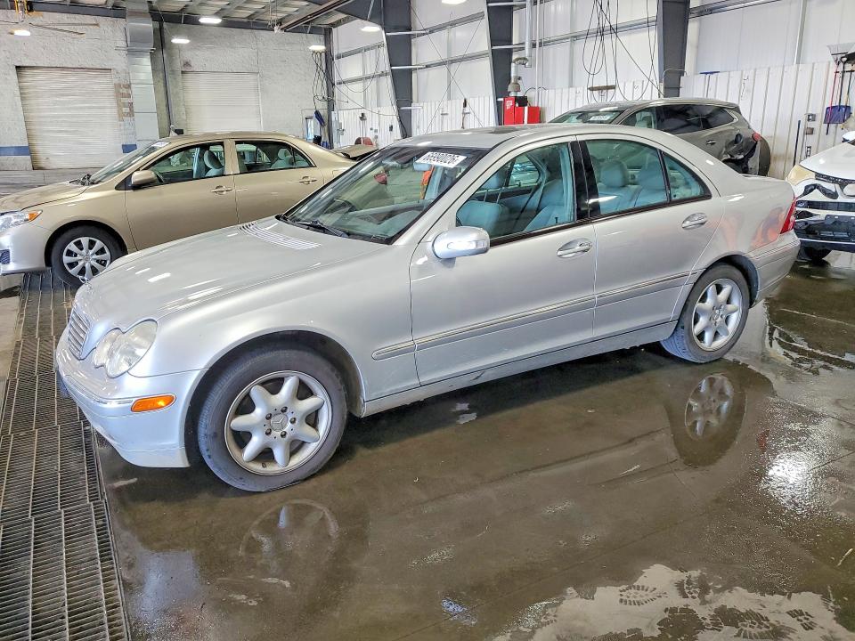 Auction sale of the 2003 Mercedes-benz C, vin: WDBRF64J43F325732, lot number: 66990026