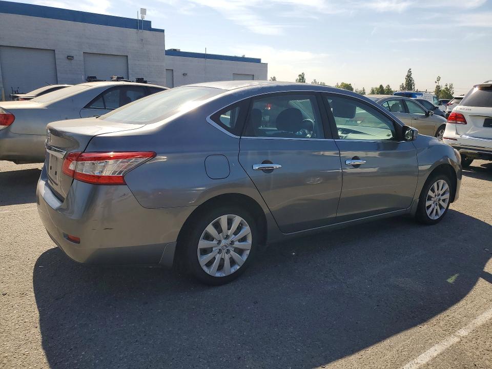 64540586 :رقم المزاد ، 3N1AB7AP1FY372242 vin ، 2015 Nissan Sentra مزاد بيع
