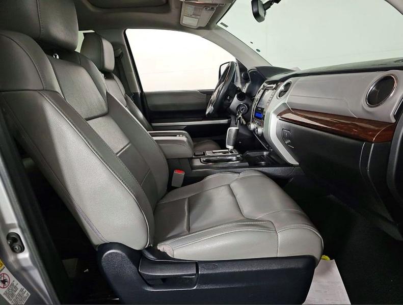 66678176 :رقم المزاد ، 5TFHY5F15GX518194 vin ، 2016 Toyota Tundra مزاد بيع