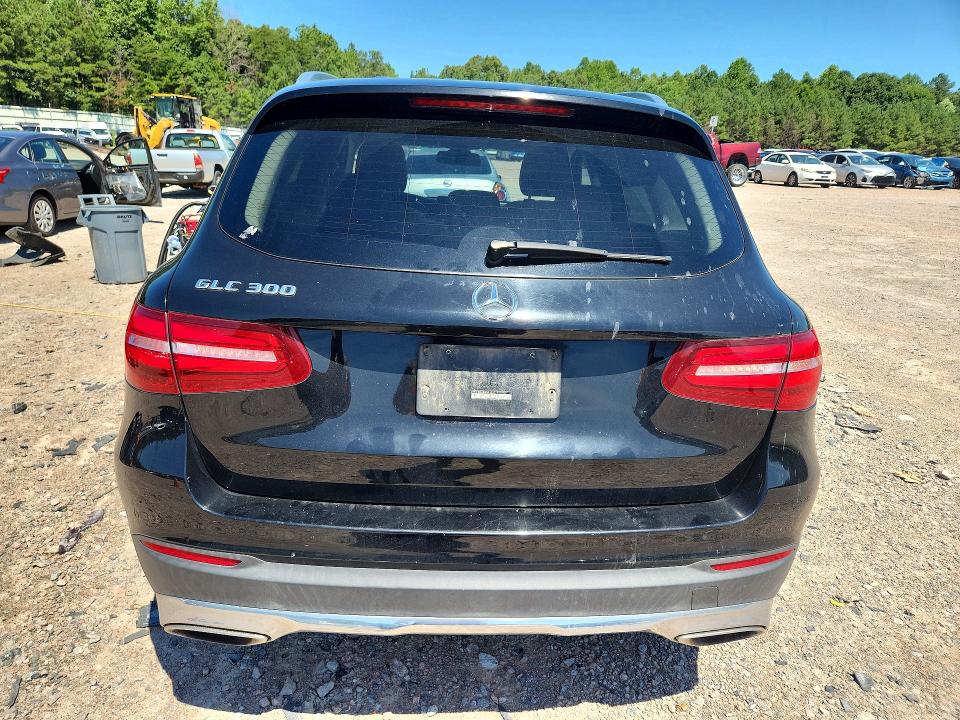 2017 Mercedes-benz Glc მანქანა იყიდება აუქციონზე, vin: WDC0G4JBXHF123777, აუქციონის ნომერი: 63738606