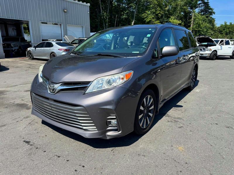 2019 Toyota Sienna მანქანა იყიდება აუქციონზე, vin: 5TDDZ3DC5KS220439, აუქციონის ნომერი: 64675976
