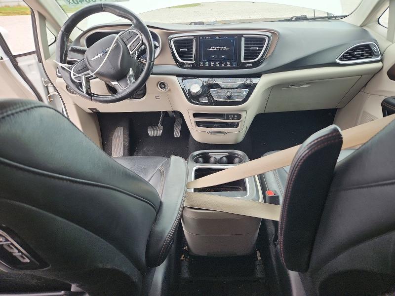 65179846 :رقم المزاد ، 2C4RC1EG4JR108171 vin ، 2018 Chrysler Pacifica مزاد بيع