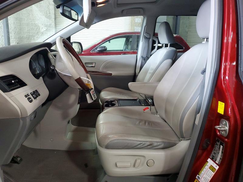 2011 Toyota Sienna მანქანა იყიდება აუქციონზე, vin: 5TDDK3DC5BS003462, აუქციონის ნომერი: 65874656