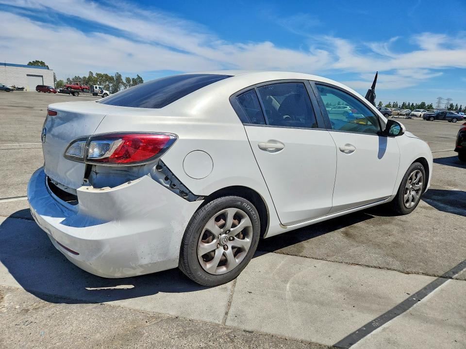 Продаж на аукціоні авто 2012 Mazda 3, vin: JM1BL1UF6C1646324, номер лоту: 65602546