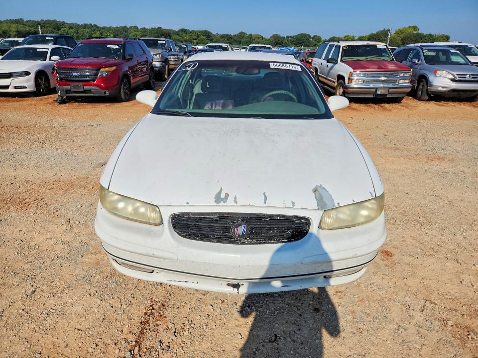 66085716 :رقم المزاد ، 2G4WB55K4Y1230468 vin ، 2000 Buick Regal مزاد بيع