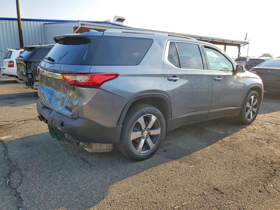 64362556 :رقم المزاد ، 1GNEVHKW2JJ245330 vin ، 2018 Chevrolet Traverse مزاد بيع