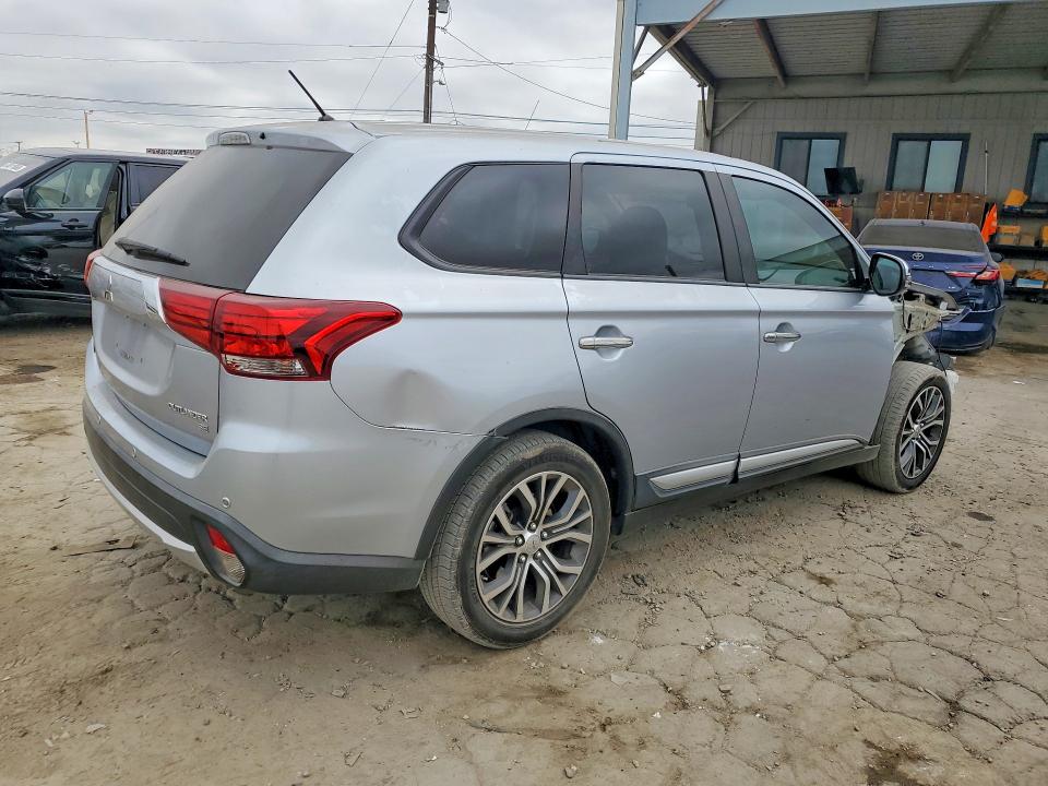 2016 Mitsubishi Outlander მანქანა იყიდება აუქციონზე, vin: JA4AD3A33GZ019127, აუქციონის ნომერი: 65353526