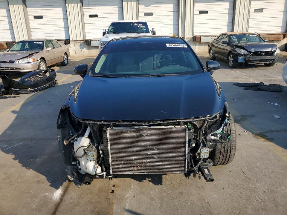 62386986 :رقم المزاد ، 1G4ZW5SS7KU129104 vin ، 2019 Buick Lacrosse مزاد بيع