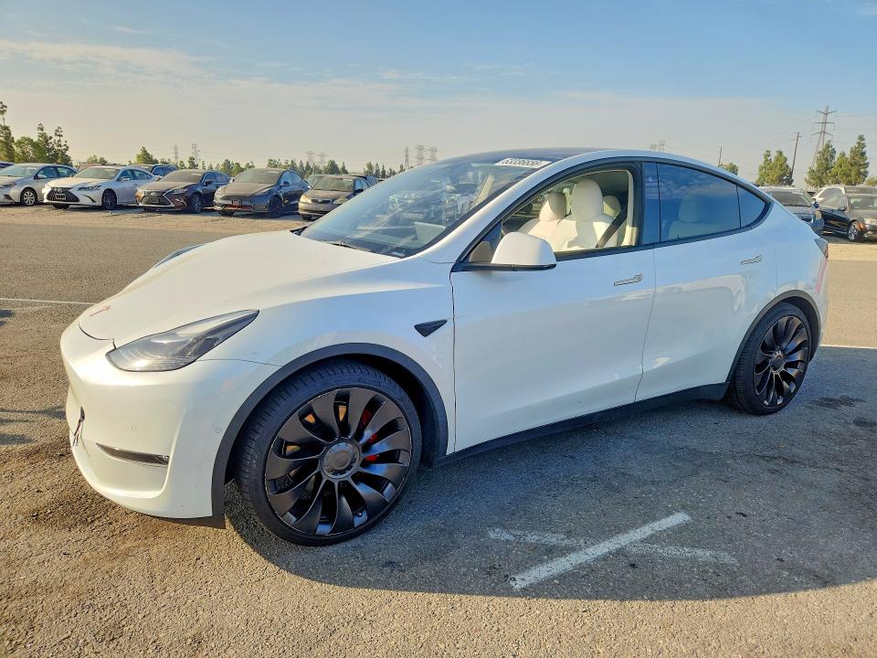 2022 Tesla Model Y მანქანა იყიდება აუქციონზე, vin: 7SAYGDEFXNF495466, აუქციონის ნომერი: 63336656