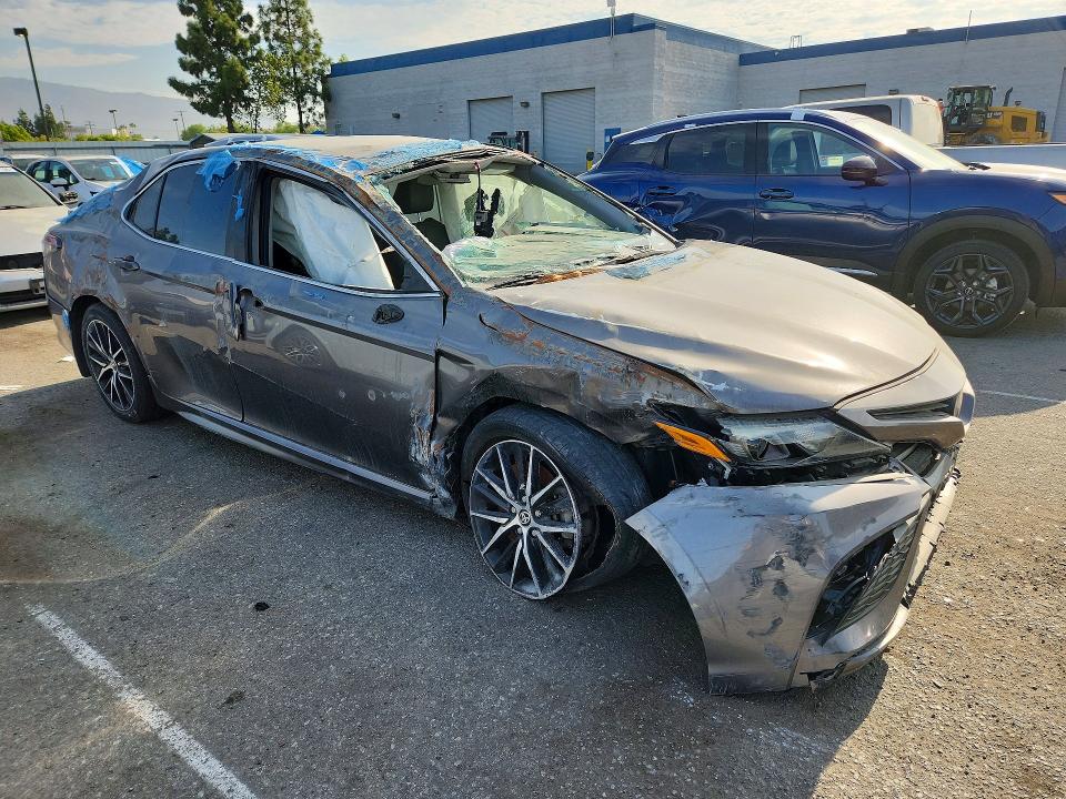 Продажа на аукционе авто 2021 Toyota Camry, vin: 4T1G11AK4MU531021, номер лота: 63777046