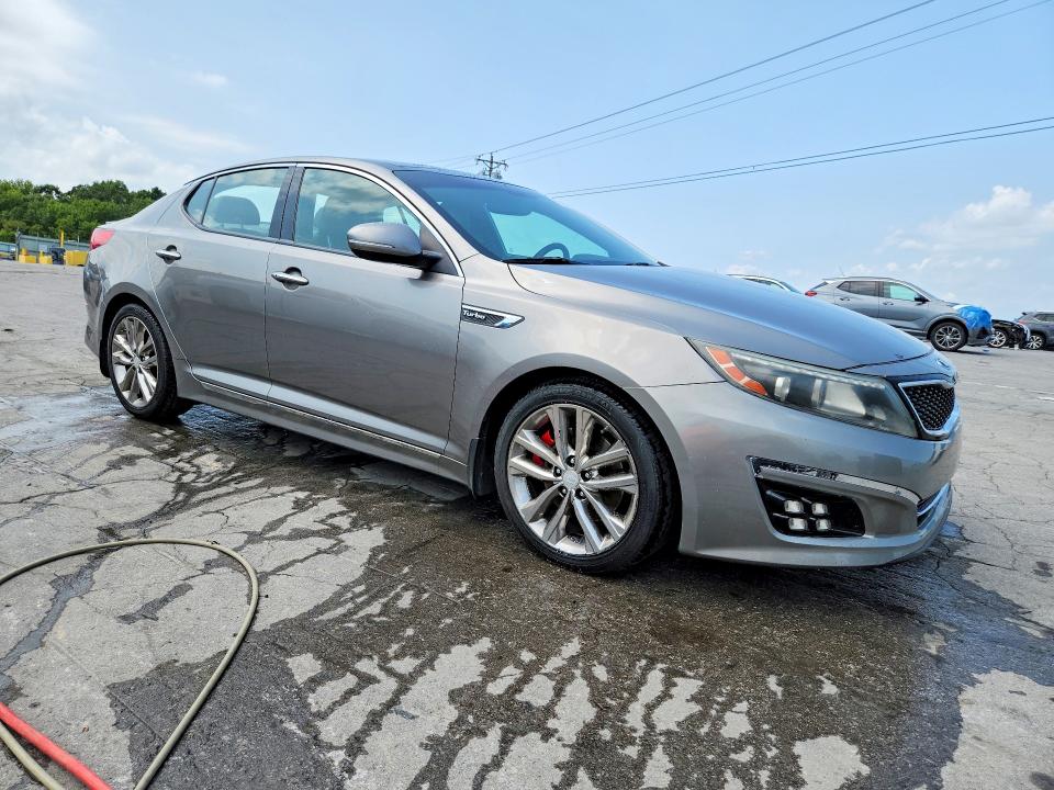 63857776 :رقم المزاد ، 5XXGR4A66FG410100 vin ، 2015 Kia Optima مزاد بيع