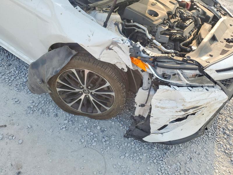 2018 Toyota Camry მანქანა იყიდება აუქციონზე, vin: 4T1B11HK7JU143390, აუქციონის ნომერი: 63913166