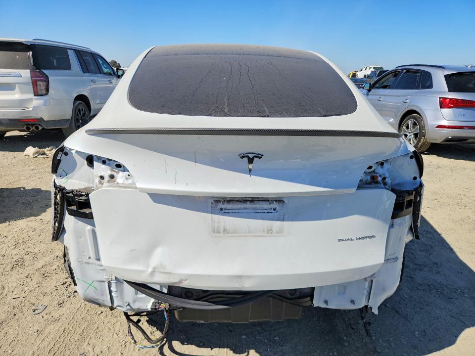 2023 Tesla Model Y მანქანა იყიდება აუქციონზე, vin: 7SAYGDEE3PF676547, აუქციონის ნომერი: 65725546