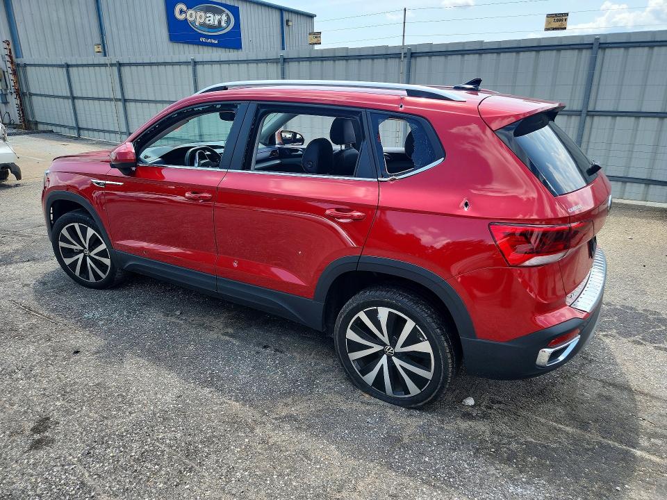 65633106 :رقم المزاد ، 3VVEX7B22PM322995 vin ، 2023 Volkswagen Taos مزاد بيع