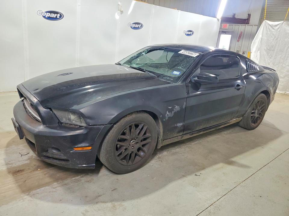 2014 Ford Mustang მანქანა იყიდება აუქციონზე, vin: 1ZVBP8AM3E5320148, აუქციონის ნომერი: 64452226