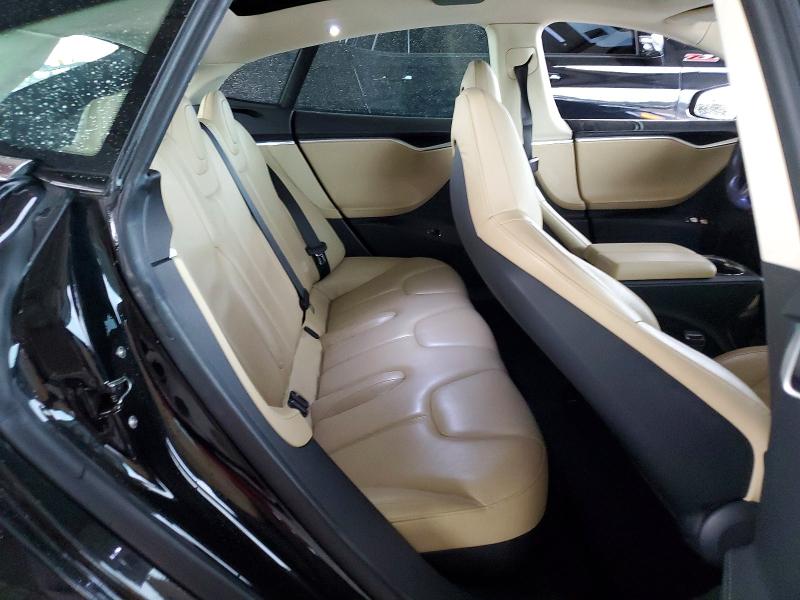 64022716 :رقم المزاد ، 5YJSA1S18EFP32872 vin ، 2014 Tesla Model S مزاد بيع