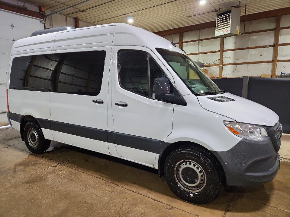 2026 Mercedes-benz Sprinter მანქანა იყიდება აუქციონზე, vin: W1Z4KFHY9TT610286, აუქციონის ნომერი: 64215386