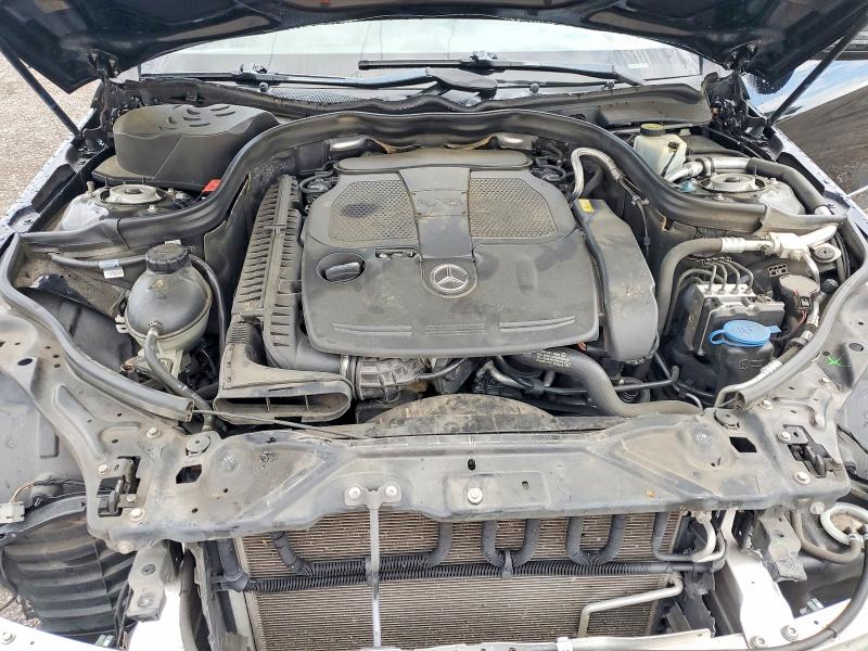 64289176 :رقم المزاد ، WDDHF5KB1CA521813 vin ، 2012 Mercedes-benz E مزاد بيع