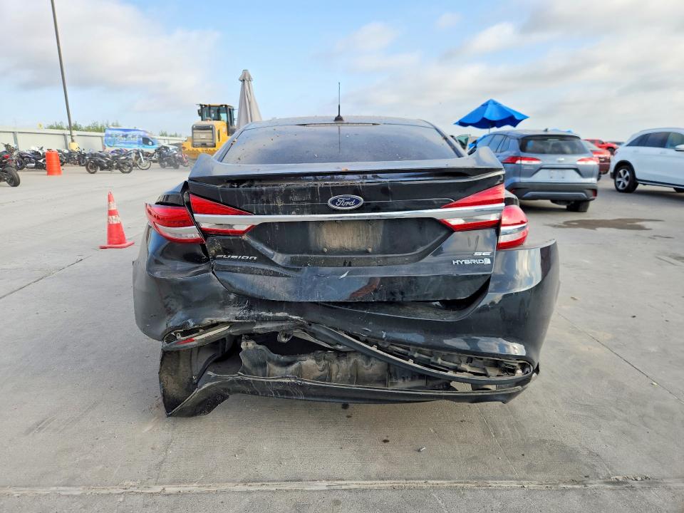 2017 Ford Fusion მანქანა იყიდება აუქციონზე, vin: 3FA6P0LU8HR400149, აუქციონის ნომერი: 63713276