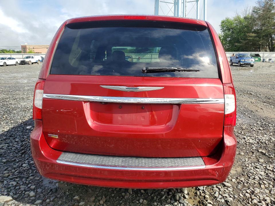 Auction sale of the 2015 Chrysler Town & Country, vin: 2C4RC1BG1FR601981, lot number: 64048636