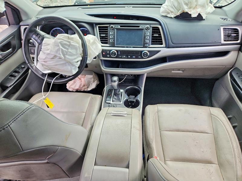 Aukcja sprzedaży 2018 Toyota Highlander, vin: 5TDKZRFH2JS545177, numer aukcji: 65911656