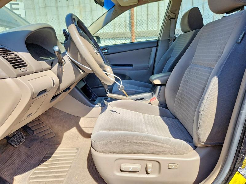 67466476 :رقم المزاد ، 4T1BE30K85U020988 vin ، 2005 Toyota Camry مزاد بيع