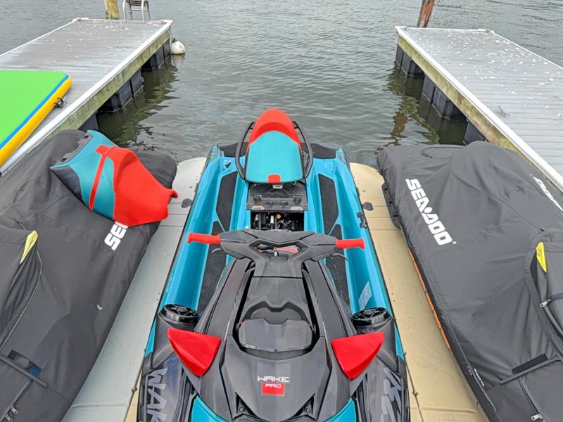 Продажа на аукционе авто 2019 Bombardier Jetski, vin: YDV07566K819, номер лота: 66463696