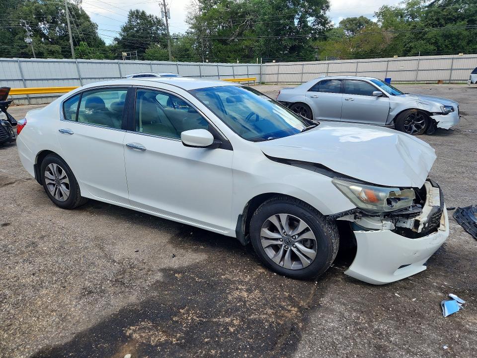 64335386 :رقم المزاد ، 1HGCR2F35FA030650 vin ، 2015 Honda Accord مزاد بيع
