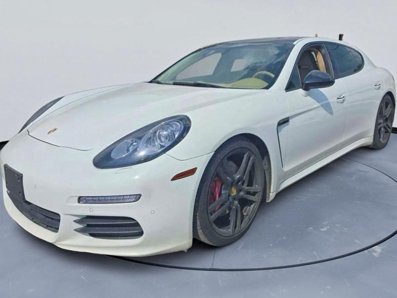 2015 Porsche Panamera მანქანა იყიდება აუქციონზე, vin: WP0AA2A72FL000498, აუქციონის ნომერი: 67309846