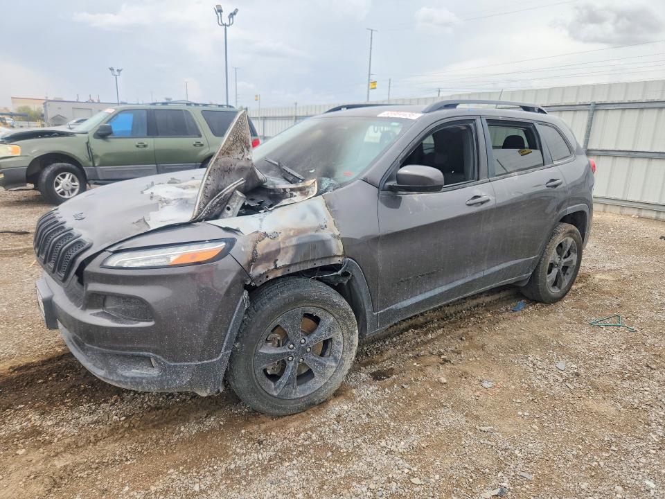 55984436 :رقم المزاد ، 1C4PJMCB4JD509745 vin ، 2018 Jeep Cherokee مزاد بيع