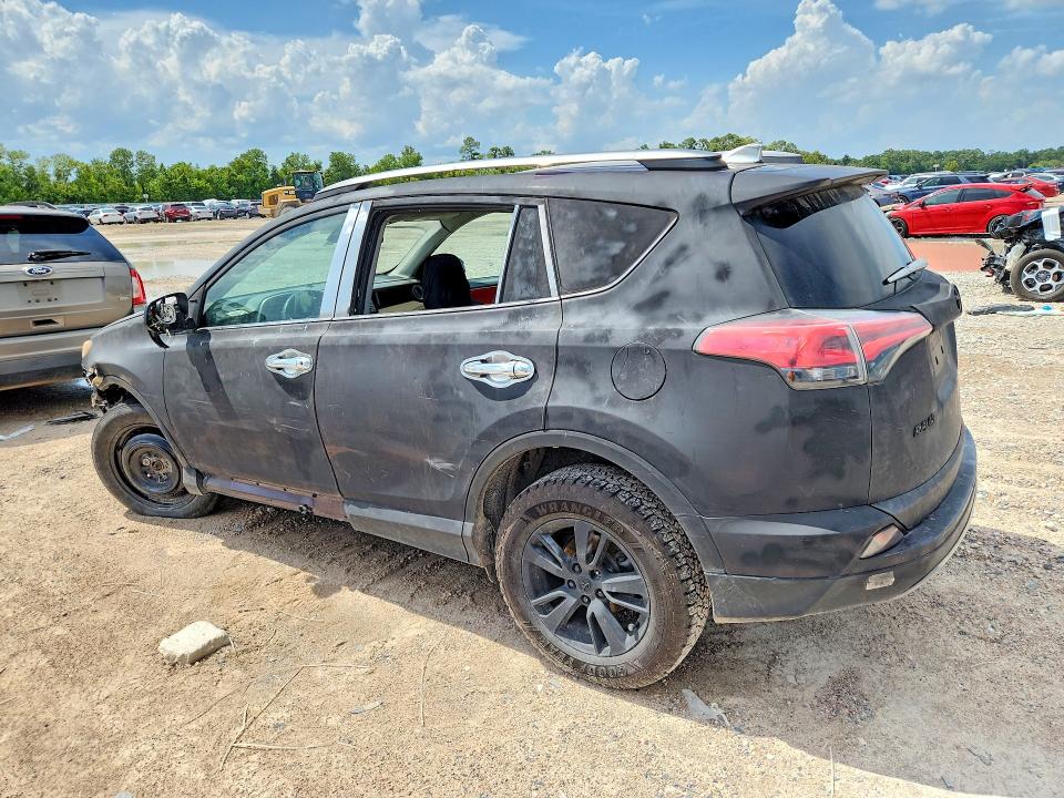 Продажа на аукционе авто 2017 Toyota Rav4, vin: 2T3RFREV3HW613770, номер лота: 64479966