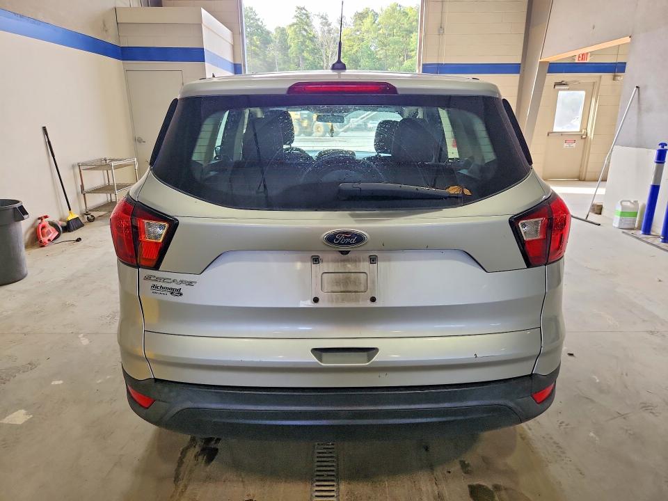 2019 Ford Escape მანქანა იყიდება აუქციონზე, vin: 1FMCU0F75KUC47026, აუქციონის ნომერი: 67108276