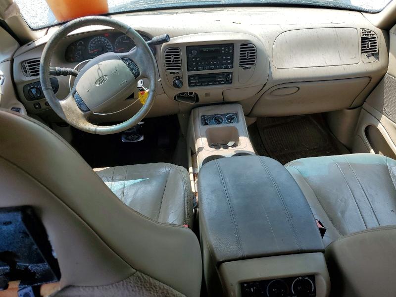 2002 Ford Expedition მანქანა იყიდება აუქციონზე, vin: 1FMPU18L82LA45353, აუქციონის ნომერი: 64610006