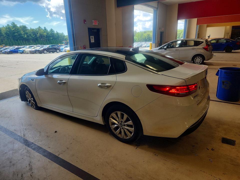 Продажа на аукционе авто 2018 Kia Optima, vin: 5XXGT4L32JG233493, номер лота: 66577606
