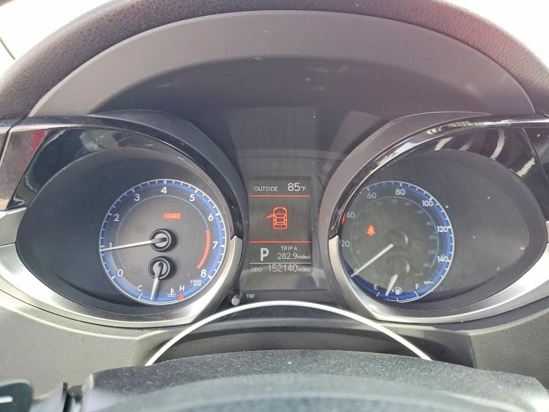 64677186 :رقم المزاد ، 2T1BURHE5EC116180 vin ، 2014 Toyota Corolla مزاد بيع