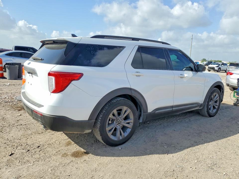64518196 :رقم المزاد ، 1FMSK7DH8MGA70737 vin ، 2021 Ford Explorer مزاد بيع