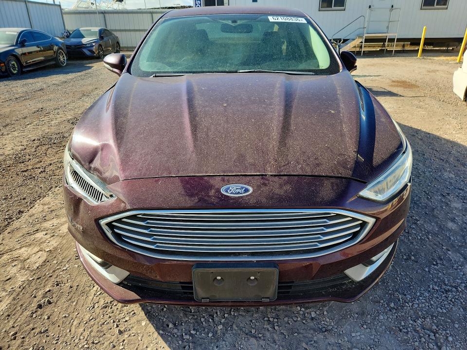 62108836 :رقم المزاد ، 3FA6P0SU6HR180673 vin ، 2017 Ford Fusion مزاد بيع