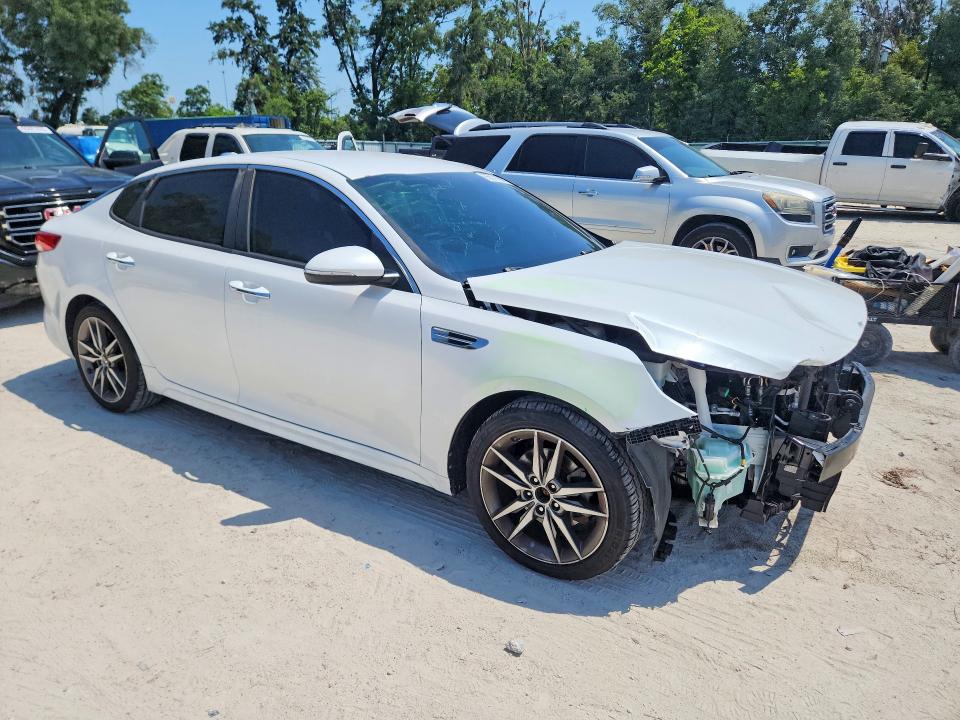 2016 Kia Optima მანქანა იყიდება აუქციონზე, vin: 5XXGU4L39GG078317, აუქციონის ნომერი: 65511196