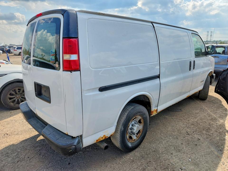 66650766 :رقم المزاد ، 1GCGG25V761104224 vin ، 2006 Chevrolet Express 2500 مزاد بيع