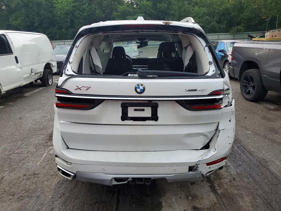 64616496 :رقم المزاد ، 5UX23EM01R9U66583 vin ، 2024 Bmw X7 مزاد بيع